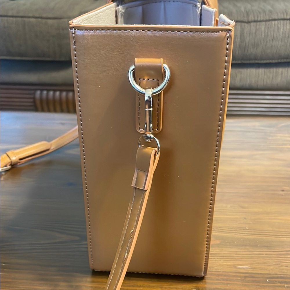 Brown Tumbler bag - Picture 4 of 12